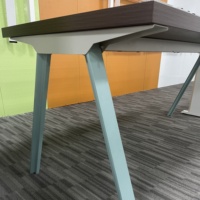 Jambes de tables Usine Offre Spéciale Pieds de meubles Table en métal Cadre en métal Bureau Bureau Cadre Postes de travail Acier inoxydable Contemporain