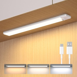 Lampe de placard à détecteur de <span class=keywords><strong>mouvement</strong></span>, rechargeable par USB, éclairage LED sous armoire pour cuisine, 3 températures de couleur, intensité réglable - Product Image 1
