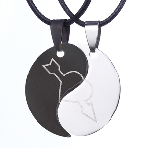 Collar con Colgante de Letra LOVE en Cadena de Cuerda Plateada de Acero Inoxidable Clásico de Moda ZRM, Joyería con Dije para Parejas - Product Image 6