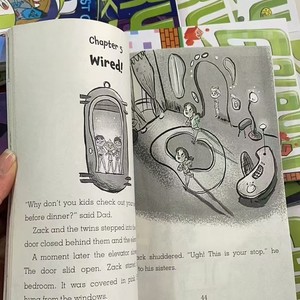 Livres de science-<span class=keywords><strong>fiction</strong></span> anglais pour enfants, <span class=keywords><strong>série</strong></span> Galaxy Zack, 18 titres, <span class=keywords><strong>série</strong></span> Interstellar Zack - Product Image 4