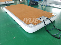 Prix d'usine Tapis d'eau antidérapant personnalisé Plate-forme flottante gonflable de yoga Quai