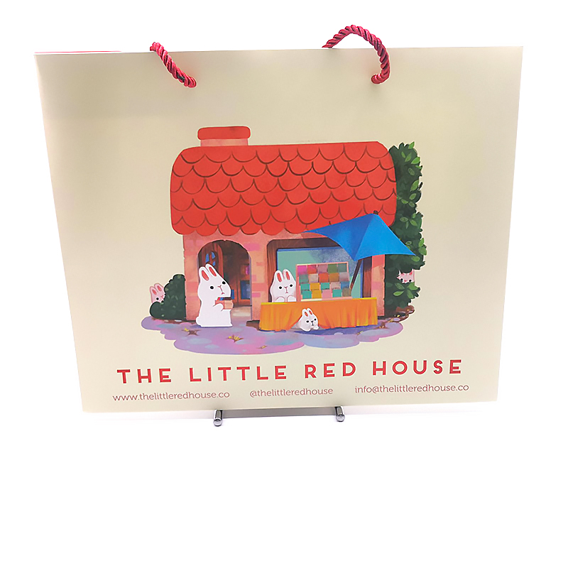 Custom Printed White Paper Gift Bag Heavy Duty Retail Packaging Bag For Birthday Holiday Festival Present With Flat Handle