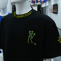 Camiseta de Alta Calidad 100% Algodón Tejido, Unisex, Oversize, con Bordado 3D en Chenilla, Hombros Caídos, Cuello Redondo, Manga Corta, 305g