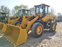 Hochwertiger Neuer 3-Tonnen-Kleinradlader LG936L mit Palettengabel und Kehrbesen zum Verkauf