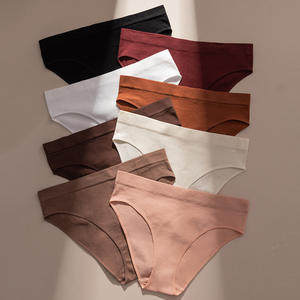 Женские бесшовные трусики - Product Image 1