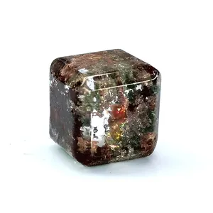 자연 크리스탈 정원 석영 보석 고품질 녹색 팬텀 크리스탈 큐브 작은 염소산 크리스탈 광장 보석 펜던트