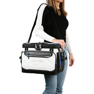 Bolsa Refrigerante Portátil a Prueba de Fugas, 30L, Ligera y Aislada, con Múltiples Asas, Resistente para Picnic, Kayak, Playa - Product Image 1