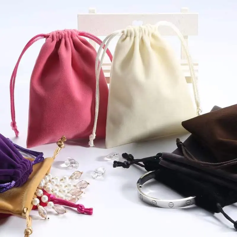2022 a buon mercato LOGO personalizzato rosa velluto tessuto di cotone coulisse gioielli cosmetici piccolo sacchetto regalo