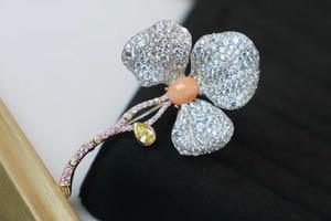 Nouvelle Broche Feuille de Corail en Argent Sterling pour Femme, Micro-Incrustation de Zircon Cubique, Idéale pour Mariages, Fêtes, Fiançailles, Cadeau - Product Image 2