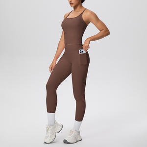 Nouvel ensemble de yoga sans dos à séchage rapide transfrontalier, sensation nuage, amincissant, rehausseur de fessier, vêtements de sport pour la course à pied décontractée en plein air et le fitness - Product Image 4