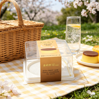 Boîte à dessert carrée transparente en PET de qualité alimentaire écologique, emballage plastique transparent pour sushis, hamburgers et pains avec plateau et fourchette