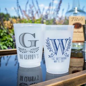 Vasos Flexibles Personalizados Esmerilados Irrompibles para Recuerdos de Boda, Recuerdos Minimalistas para Fiestas de Boda - Product Image 1