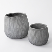 Moule léger et de grande taille pour pot de fleurs en verre, pour usage hôtelier et domestique, avec préformes de façonnage