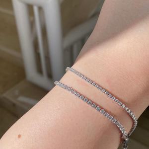 Accesorios de Moda: Collar, Pulsera, Pendientes y Joyería Artesanal de Oro y Plata - Product Image 2