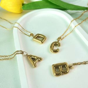 Nouveau à la mode 26 bijoux initiaux PVD 18K plaqué or perles chaîne bulle <span class=keywords><strong>graisse</strong></span> mignon lettre pendentif collier à breloques - Product Image 1