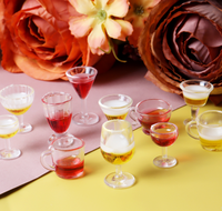 Modèle miniature de gobelet à vin pour maison de poupée, mini verre à vin en résine, artisanat pour enfants, jouets pour maison de jeu