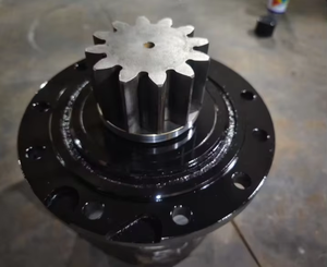 Nouvelle boîte de réduction finale d'excavatrice, moteur d'orientation en fonte, numéros de pièces 9097683 9118328 4398053 pour EX60 EX70 EX80 - Product Image 4
