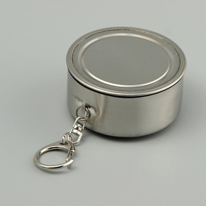 Gobelet en acier inoxydable 65x32mm avec porte-clés pour usage extérieur - Product Image 1