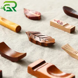 Natural Wooden Chopsticks Holder Leaf Shape Knife Stand Spoon Rest Fork Rack Japanese Frame Art Craft Dinner Kitchen Tableware