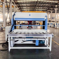 Máquina troqueladora hidráulica de cuatro columnas con cabezal giratorio de alimentación de precisión, en oferta.