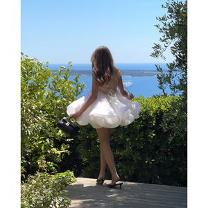 Váy ngắn kiểu dáng chữ A phong cách nghỉ dưỡng Pháp giản dị dành cho nữ, gợi cảm, quyến rũ, thanh lịch, cổ chữ V sâu, màu trắng, dây đeo, chi tiết lưng xòe đẹp - Product Image 5