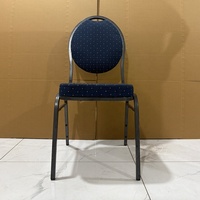 Chaises de banquet en vrac pour mariage, événements, fêtes, en vinyle noir, robustes, empilables, en fer, pour hôtel, location, chaise de banquet rouge
