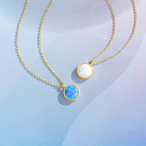 Collar Minimalista con Colgante de Ópalo Azul Redondo, Chapado en Oro sobre Plata de Ley S925, para Uso Diario de Mujeres - Product Image 4