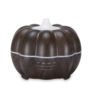 Difusor de aroma con forma de calabaza y acabado de madera, humidificador ultrasónico de 300 ml para uso en el hogar y la oficina - Product Image 1