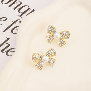 Exquisito lazo nudo Rhinestone perla moda nuevo estilo mujeres dulce temperamento pendientes joyería - Product Image 2