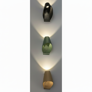 Lampade da parete quadrate moderne all'ingrosso metallo dorato con luce bianca calda per la decorazione della casa scale all'aperto hotel 220V tensione di ingresso - Product Image 1