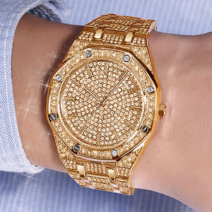 Populaire Mens Bling Punk Diamant Étanche Lumineux Mâle Or Strass Cristaux De Quartz Montre - Product Image 1