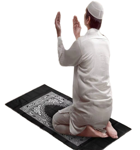 High Quality Machine Made Polyester Fiber <b>Prayer</b> <b>Mat</b> Portable Foldable Washable Non-Slip Pet Friendly Cushioned Modern Style for - Product Image 1