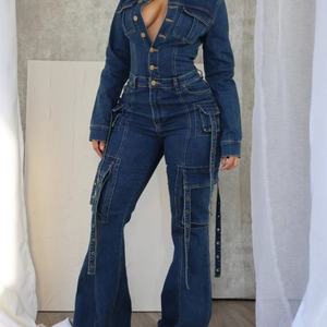 จั๊มสูทเดนิมทรงขาบานแบบใหม่สำหรับผู้หญิง คอปกพับติดกระดุม แขนยาว - Product Image 1