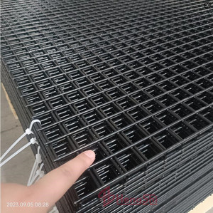 פנלים רשת תיל pvc שחור מצופה - Product Image 1