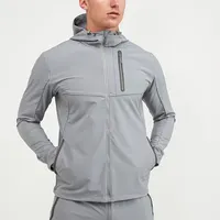 เสื้อแจ็คเก็ตกันลมแบบมีซิปสำหรับผู้ชาย,น้ำหนักเบามีซิปแบบกำหนดเองเสื้อแจ็คเก็ตสะท้อนแสงสำหรับวิ่งมีเชือกผูก