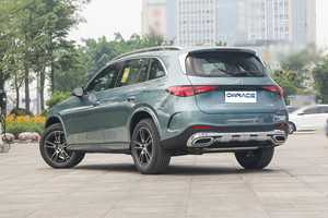Mercedes-Benz AWD 260 L 4MATIC SUV, Caja de Cambios Automática, Cuero, Volante a la Izquierda, 2025 - Product Image 4