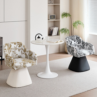 Tabouret de maquillage de luxe en fer de style italien, une place, pour femme, design nordique simple, pour petit appartement, chaise de coiffeuse, style célébrité internet