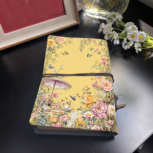 A6 taccuino artigianale utile per studenti universitari di scienze umane perfetto per analisi del testo e contorni di saggio con fiori - Product Image 3