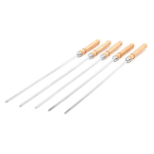 เหล็กเสียบย่างสแตนเลส 40 ซม. พร้อมด้ามไม้โอ๊คแดง สำหรับย่างเนื้อ อุปกรณ์บาร์บีคิว ทำอาหาร ใช้กลางแจ้ง - Product Image 3