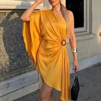 Robe décontractée élégante asymétrique en satin à col rond et boutons pour femme J8 Boutique – Vêtements féminins Vestidos Mujer