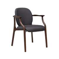 Chaise de salle à manger en bois massif, rétro, élégante, légère et luxueuse, pour usage domestique, durable, simple, design.
