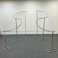 Support de toile de fond métallique carré en forme de S pour rideaux transparents, support d'arche de mariage en spirale pour décoration de photomaton rustique