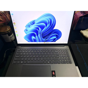 Laptop para Juegos Yoga Pro 16 Ultra9-285H 64GB 2TB RTX5070 Pantalla Táctil 3K Gris, Laptop para Diseño Gráfico con IA Yoga Pro 9i 16 - Product Image 4