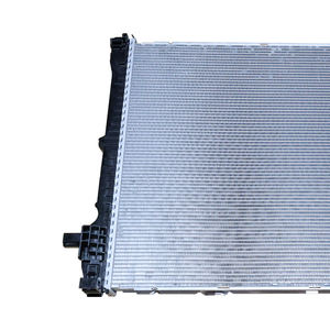 Venta caliente Auto Engine Parts OE 17119887702 Motor Refrigeración Agua Radiador Aluminio Refrigerante Radiador Para <span class=keywords><strong>Bmw</strong></span> <span class=keywords><strong>X3</strong></span> - Product Image 6