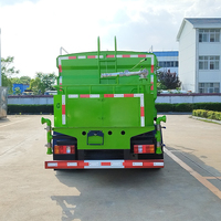 Camion arroseur Sinotruk Howo 7CBM avec canon à eau, moteur Weichai 140HP, fonction d'auto-amorçage, pour le lavage et l'irrigation des routes