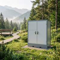 Cabine de toilettes modulaire moderne à deux postes pour extérieur, en kit, pour parcs et camping