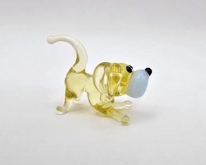Chien en verre soufflé à la main de Murano, jaune, décoration animale soufflée à la main, style contemporain, forme de table, emballage monopièce - Product Image 2