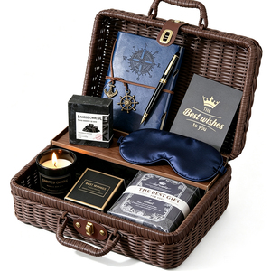 Set Regalo Aziendale Best Seller <span class=keywords><strong>per</strong></span> le Festività, Regalo <span class=keywords><strong>per</strong></span> Clienti e Dipendenti, Omaggio <span class=keywords><strong>per</strong></span> Anniversari, Set Regalo <span class=keywords><strong>per</strong></span> <span class=keywords><strong>la</strong></span> <span class=keywords><strong>Festa</strong></span> <span class=keywords><strong>del</strong></span> <span class=keywords><strong>Papà</strong></span> - Product Image 1