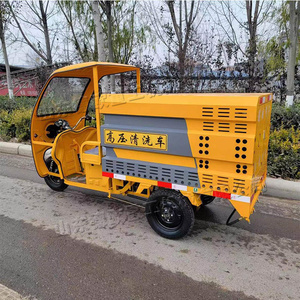 Camion de lavage haute pression pour l'assainissement direct usine – Véhicule de nettoyage des rues et trottoirs municipaux - Product Image 4