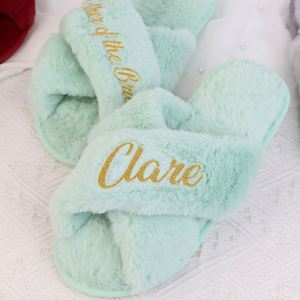 Pantuflas Personalizadas de Peluche para Mujer, Pantuflas de Boda de Piel Sintética, Regalos para Damas de Honor, Pantuflas de Casa con Tiras Cruzadas y Punta Abierta - Product Image 3